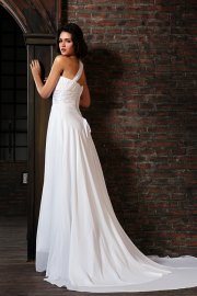 Feminine and Gorgeous One Shoulder Wedding Gown with Brush Train
