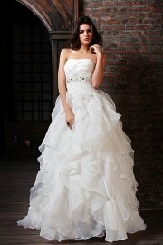 Fabulous Ruffled A-line Wedding Gown with Court Train