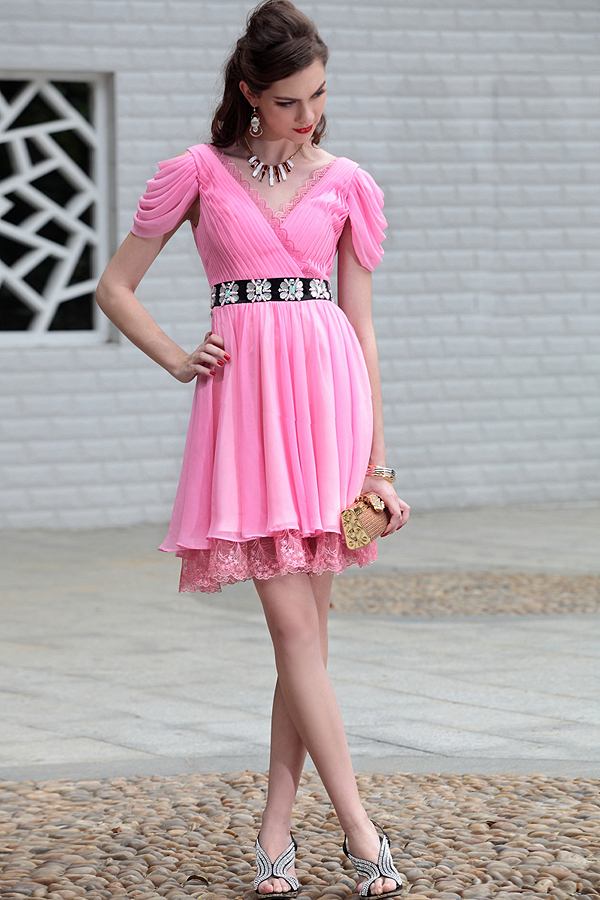 Gorgeous Knee Length Pink Chiffon Cocktail Dress - Click Image to Close