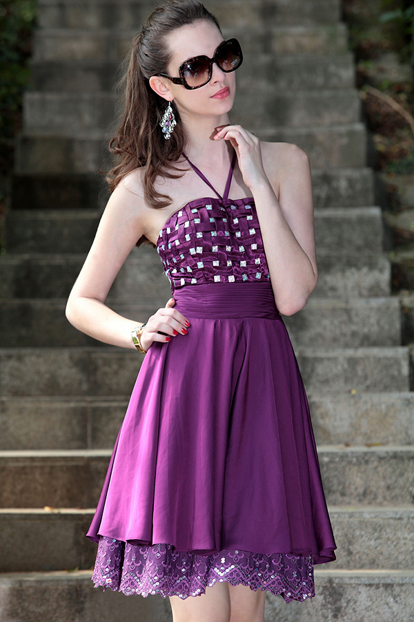 Enchanting Sequined Knee Length Halter Dress - Click Image to Close