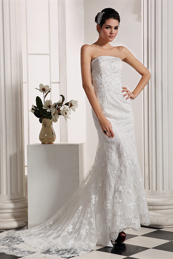 Glamorou Strapless Lace Mermaid Wedding Gown - Click Image to Close