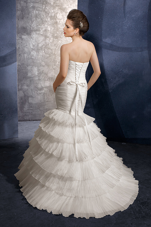 Brush Train Mermaid Ivory Wedding Gown - Click Image to Close