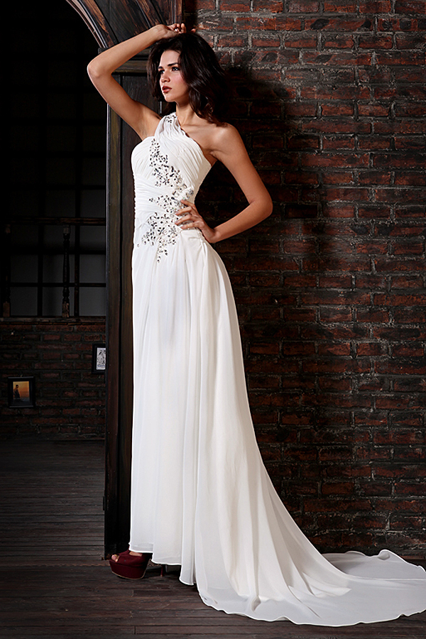 Luxe One Shoulder Wedding Dress with Mini Train - Click Image to Close