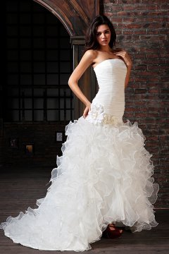 Royal Strapless Ruffled Mermaid Wedding Gown with Brush Train