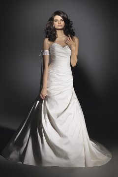 Court Train Satin Ivory Wedding Gown