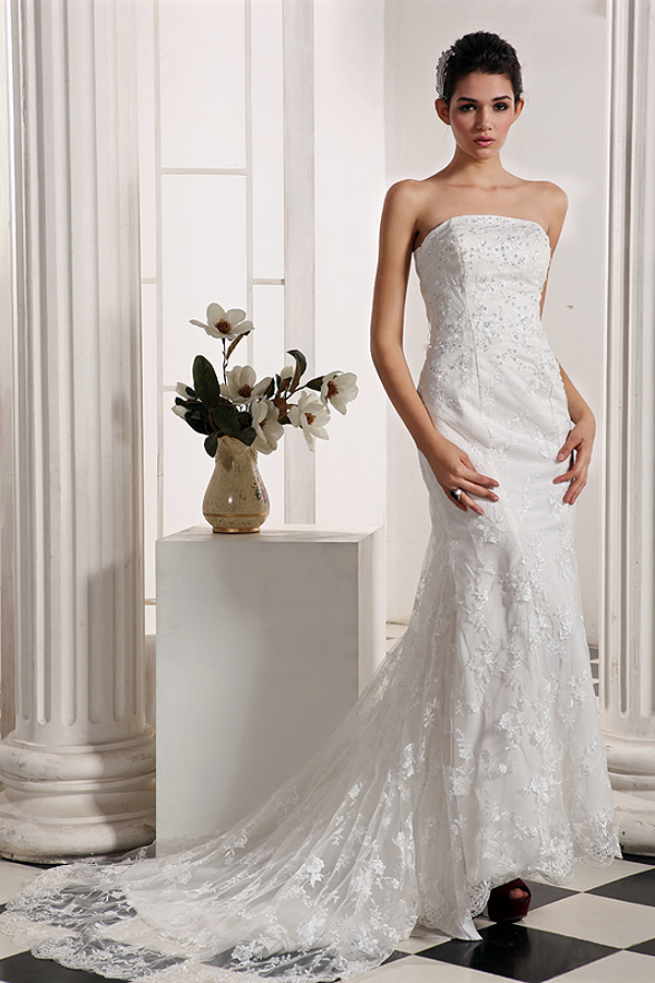 Glamorou Strapless Lace Mermaid Wedding Gown - Click Image to Close