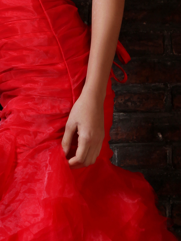 Glamorous Red Strapless Mermaid Gown with Court Train - Click Image to Close