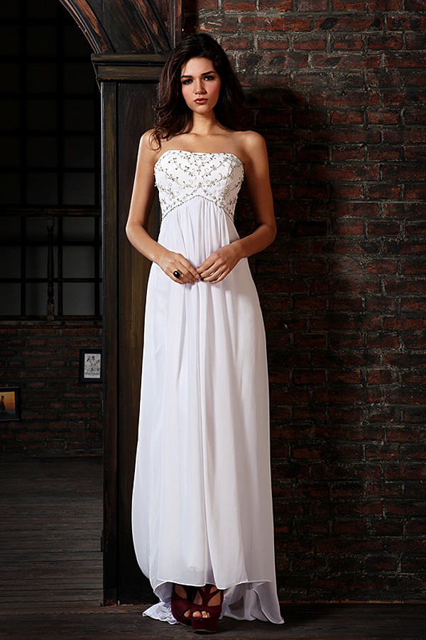 Royal Strapless Chiffon Wedding Dress with Brush Train - Click Image to Close