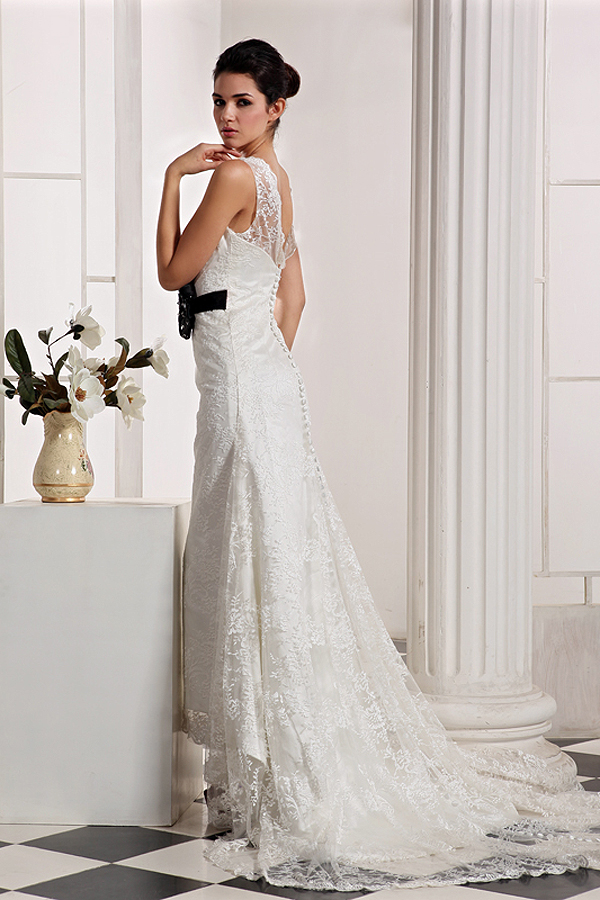 Graceful V-neck Lace Wedding Dress - Click Image to Close